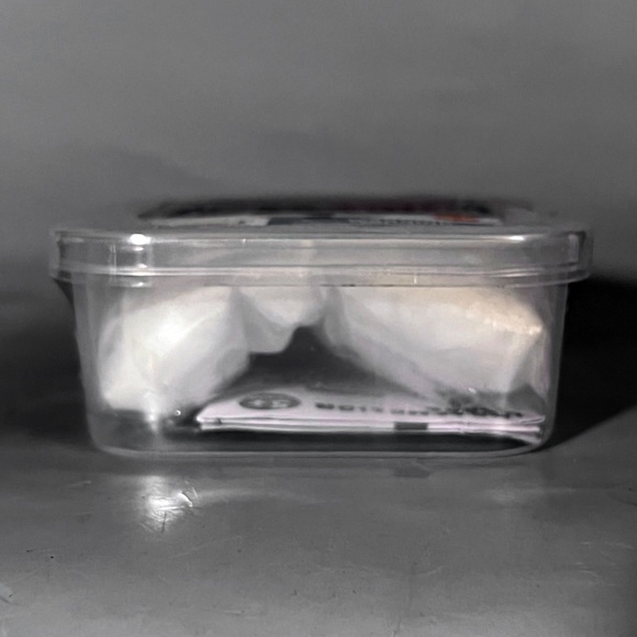 Small Melting Snowman Toy - Picture 5 of 5